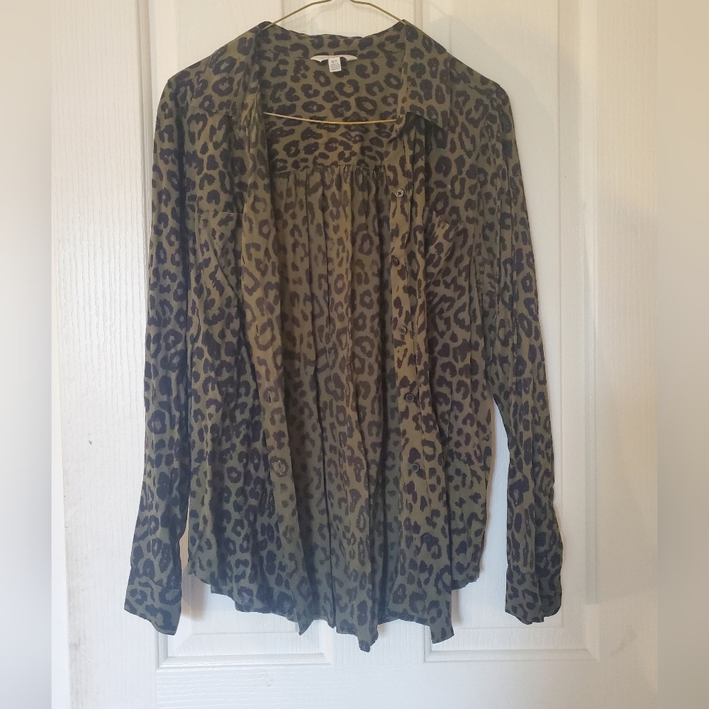 Leopard Print Funky Women's Top with Collar